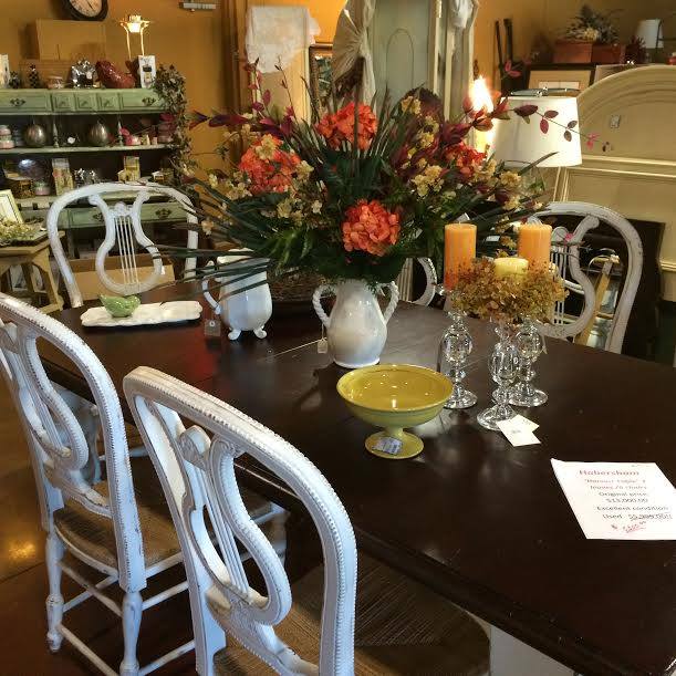 Select Furniture Consignment Image