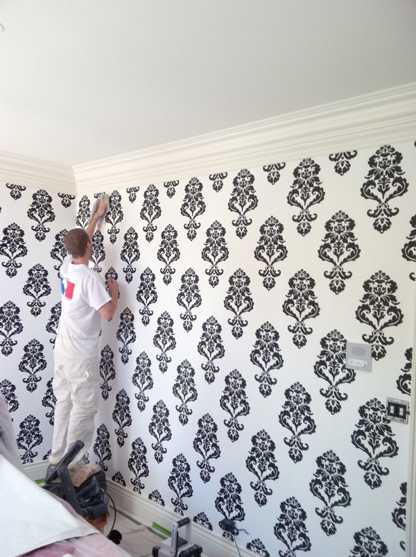 Sam's Painting and Decorating, Inc. Logo