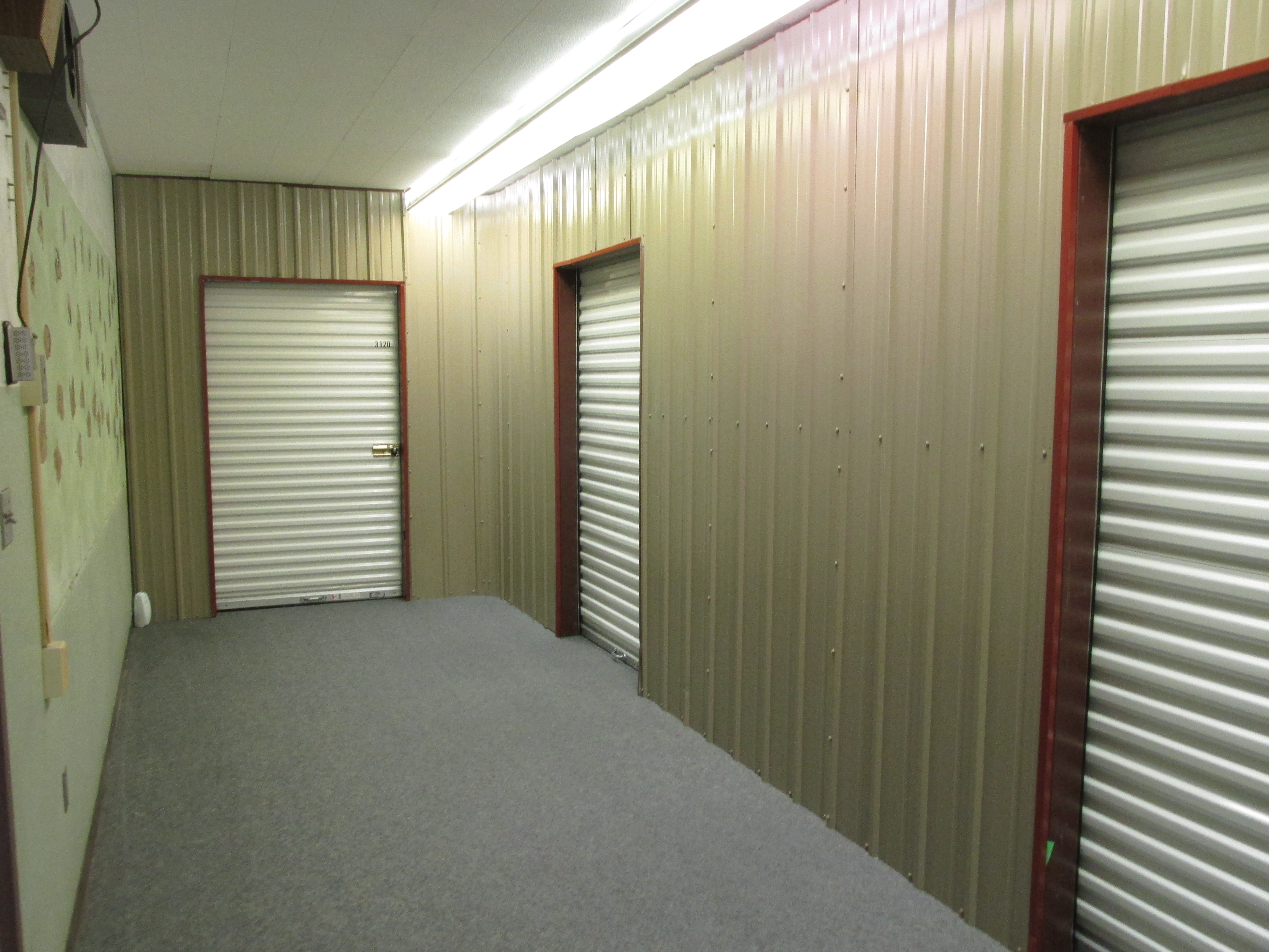 Storage Solutions of Hays Logo