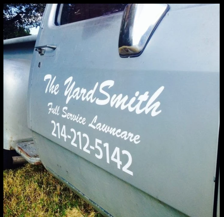 The Yardsmith Logo