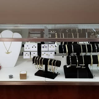 Estate Jewelry & Loan Image