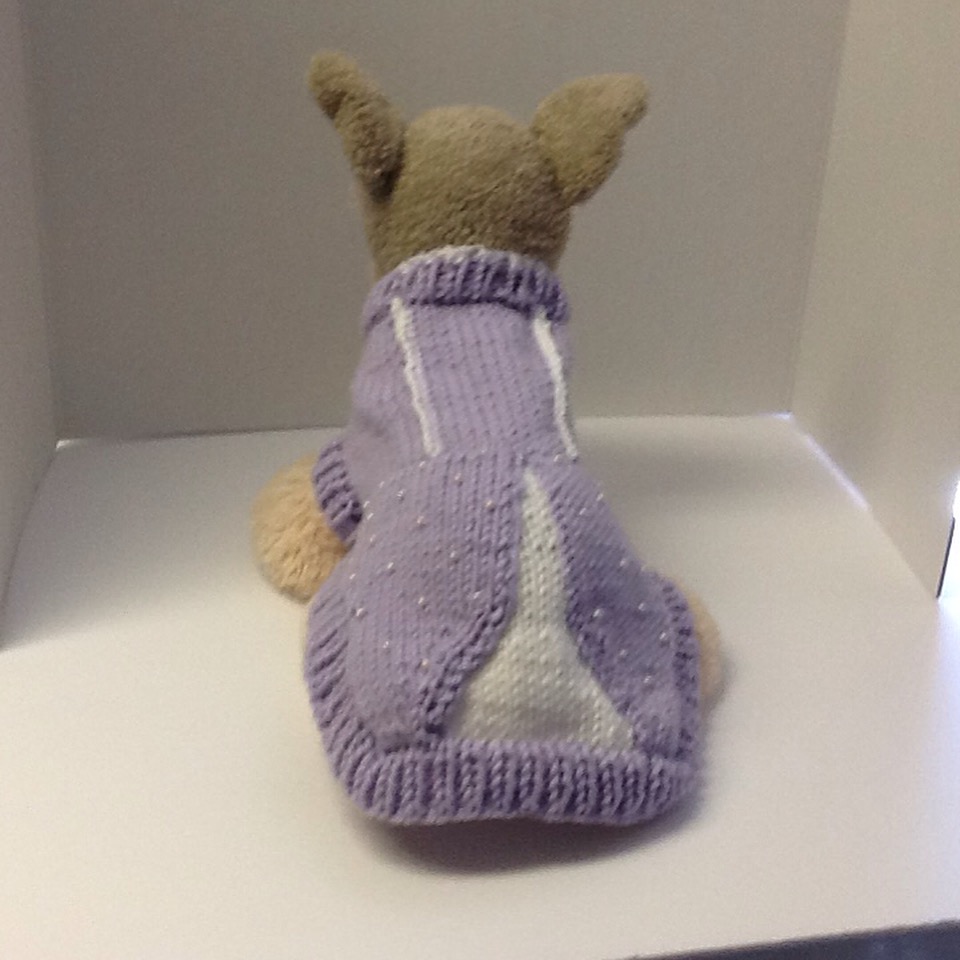 Creations by us Logo