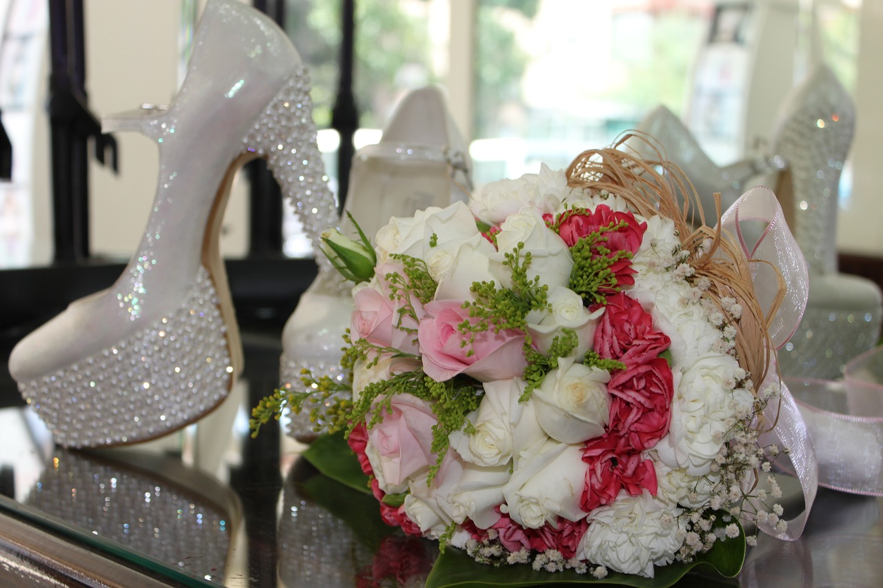 Simple But Elegant Wedding Services Image