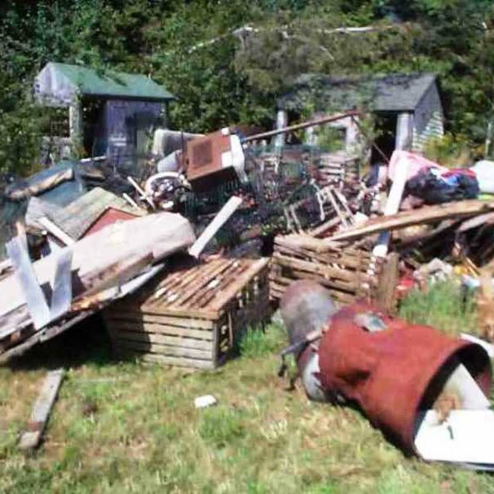 A Affordable Junk & Trash Removal Specialists Image