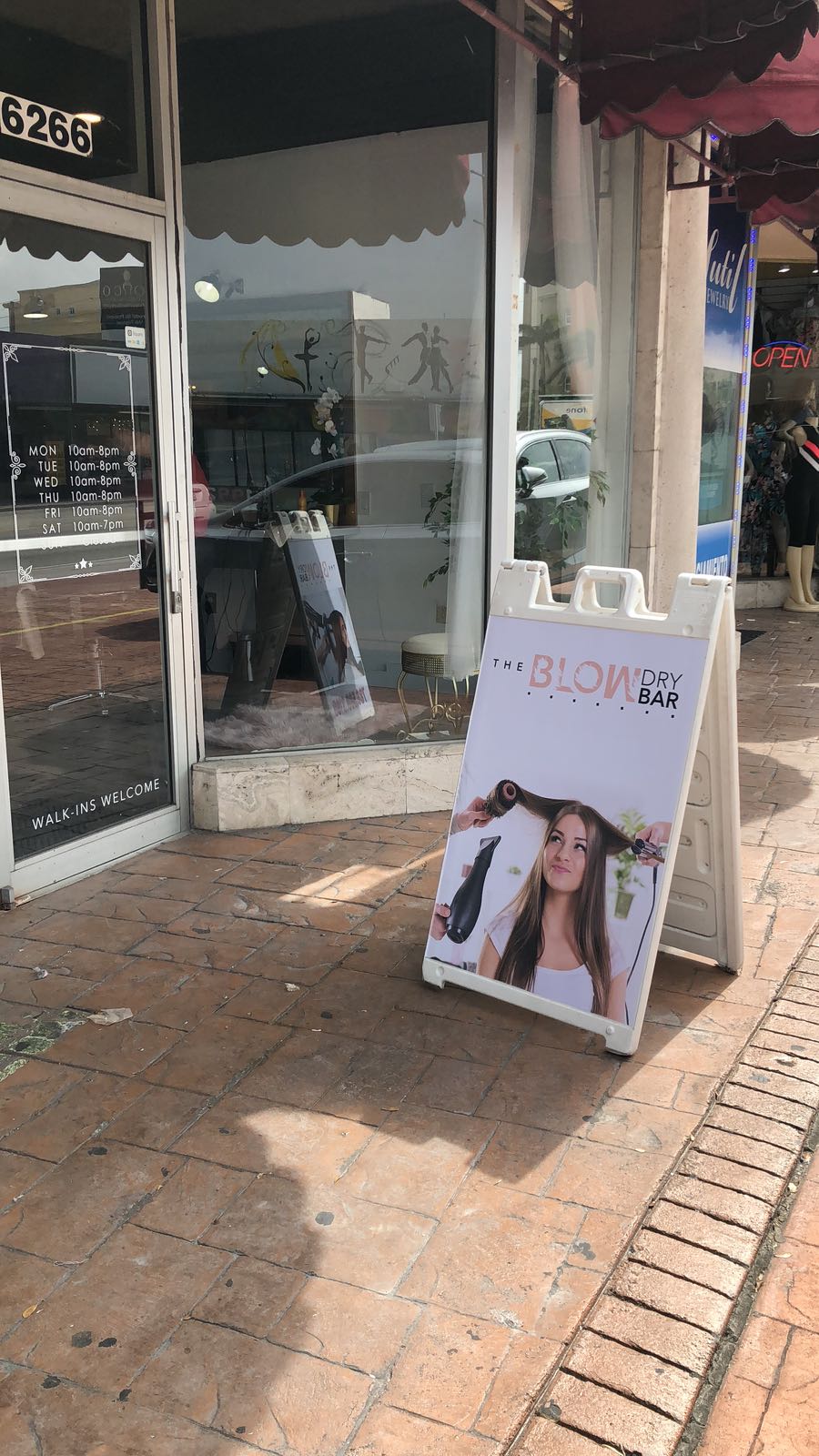 The Blow Dry Bar Image