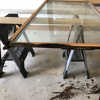 Window Repair &amp; Glass Replacement Logo