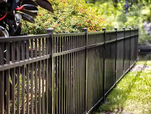 Sandy Springs Fencing and Decks Image