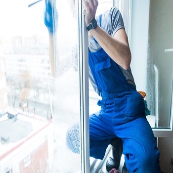 Bloomington Window Cleaning Image