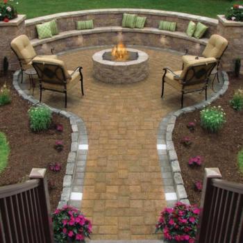 Brad's Lawn Service Image