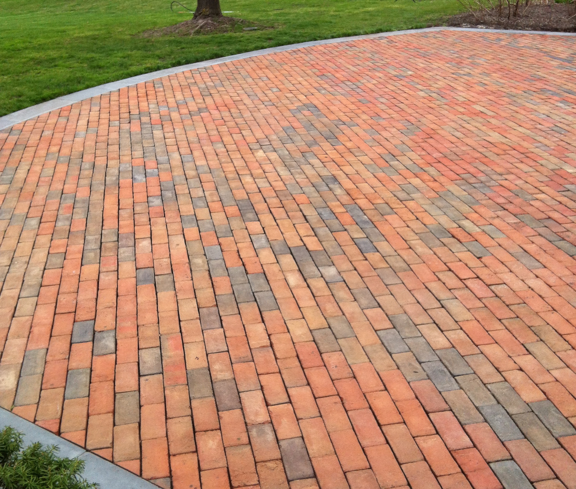 RJ's Gutter Cleaning Image