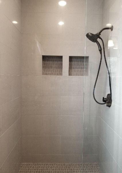 Oz Tile & Design Image