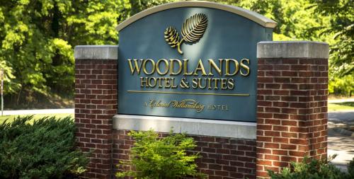 Woodlands Hotel and Suites Image