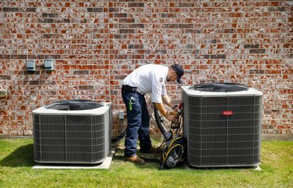 AC Repair in Mccordsville, IN Image