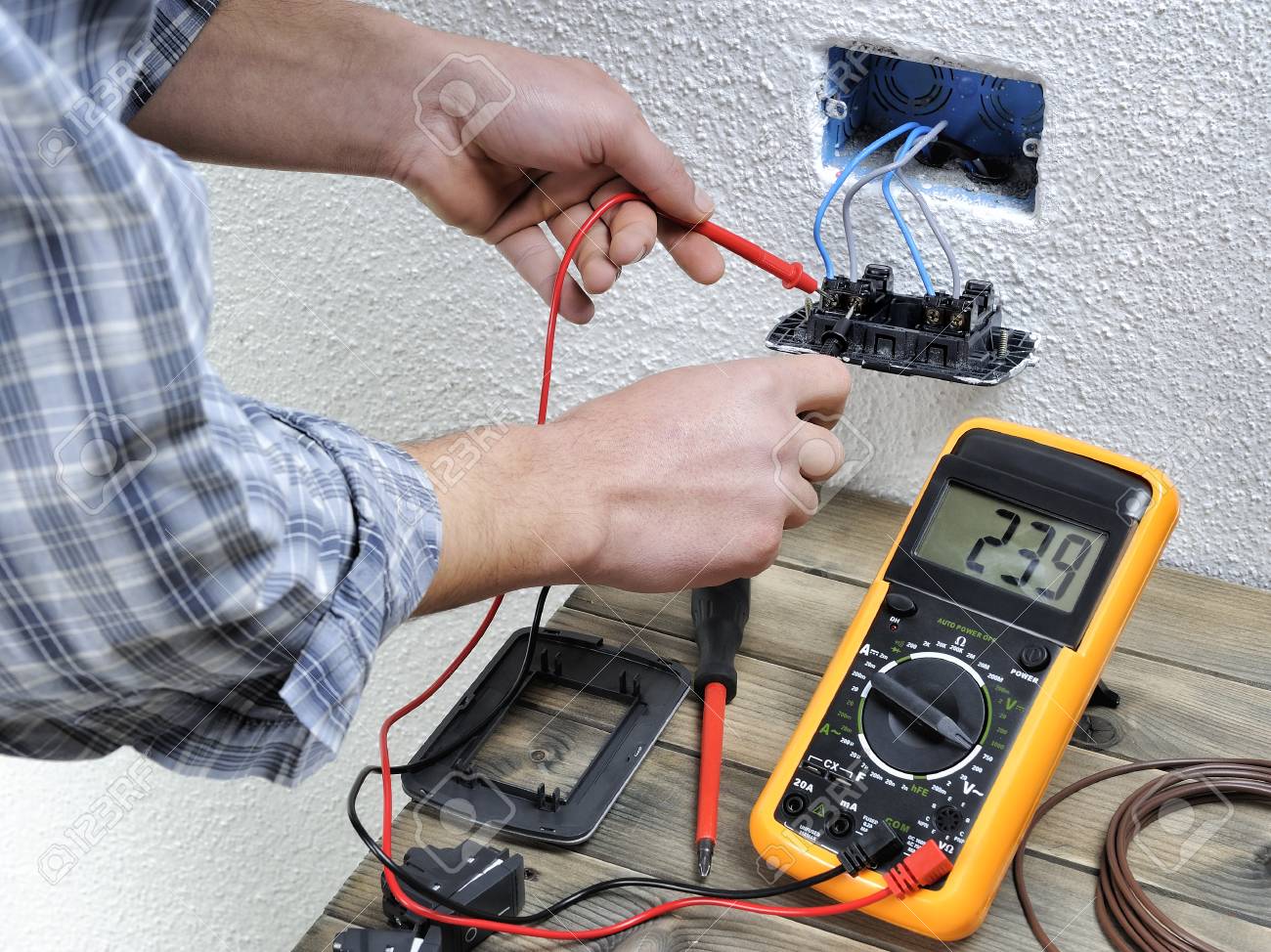 Electrical Contractor in Gotha, FL Image