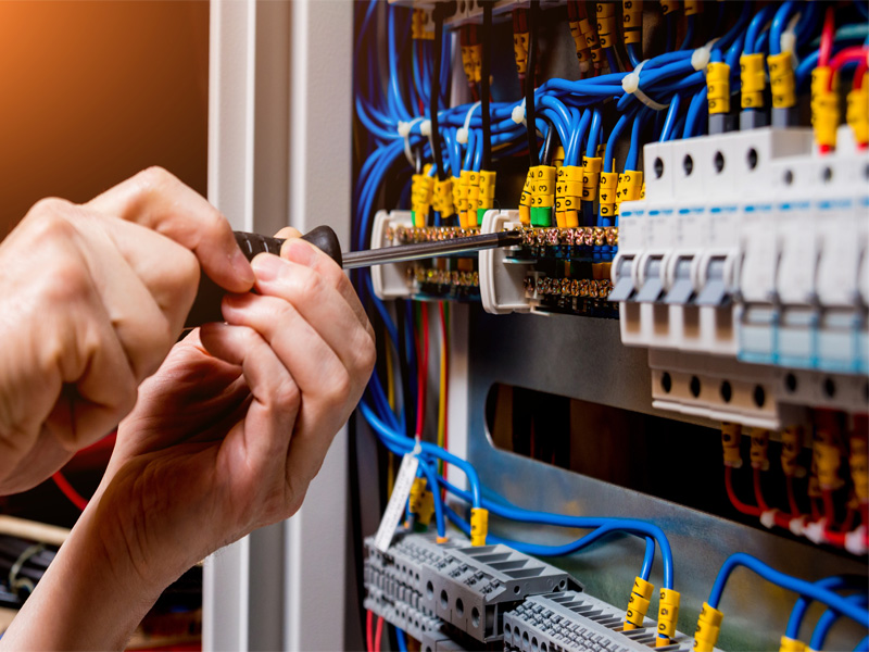 Residential Electrician in Bessemer, AL Image