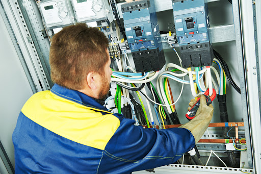 Certified Electrician in Salem, UT Logo