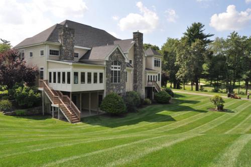 Carrier Turf Pros Lawn Fertilizing Image