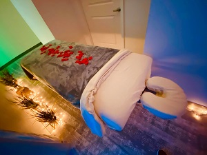 Epic Massage Therapy Image