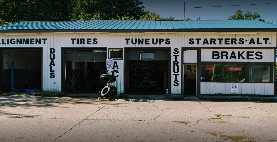 Muffler Man of Lapeer 579 Logo