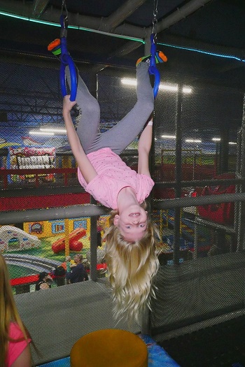 UPTOWN JUNGLE FUN PARK Phoenix, AZ Image