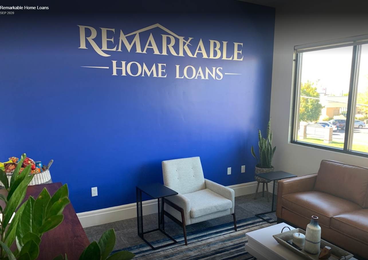 Remarkable Home Loans Logo