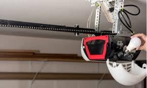 Solo Locksmith Company Logo