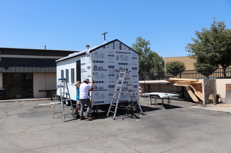 Tiny Home Kit DIY Logo