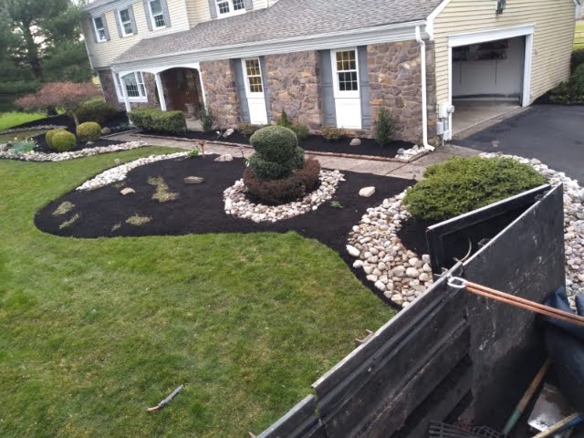 Pineda Tree & Lawn Services Image