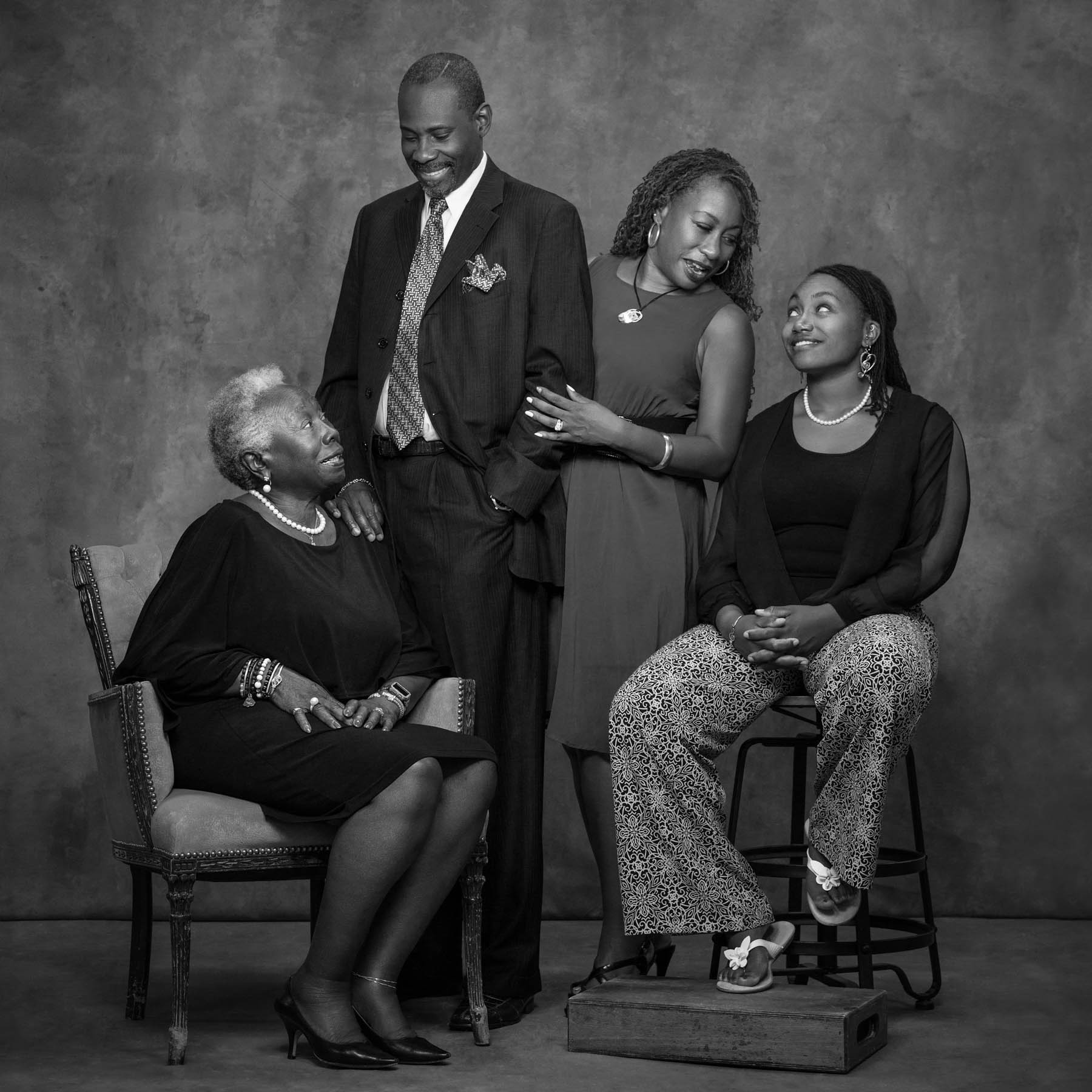 Classic Black & White Family Portrait - Refocus Portrait Studio '22