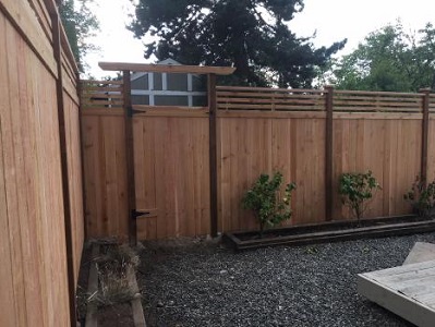 Plumb Fencing LLC Image