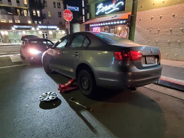 24 Hour Mobile Tire Shop Los Angeles Image