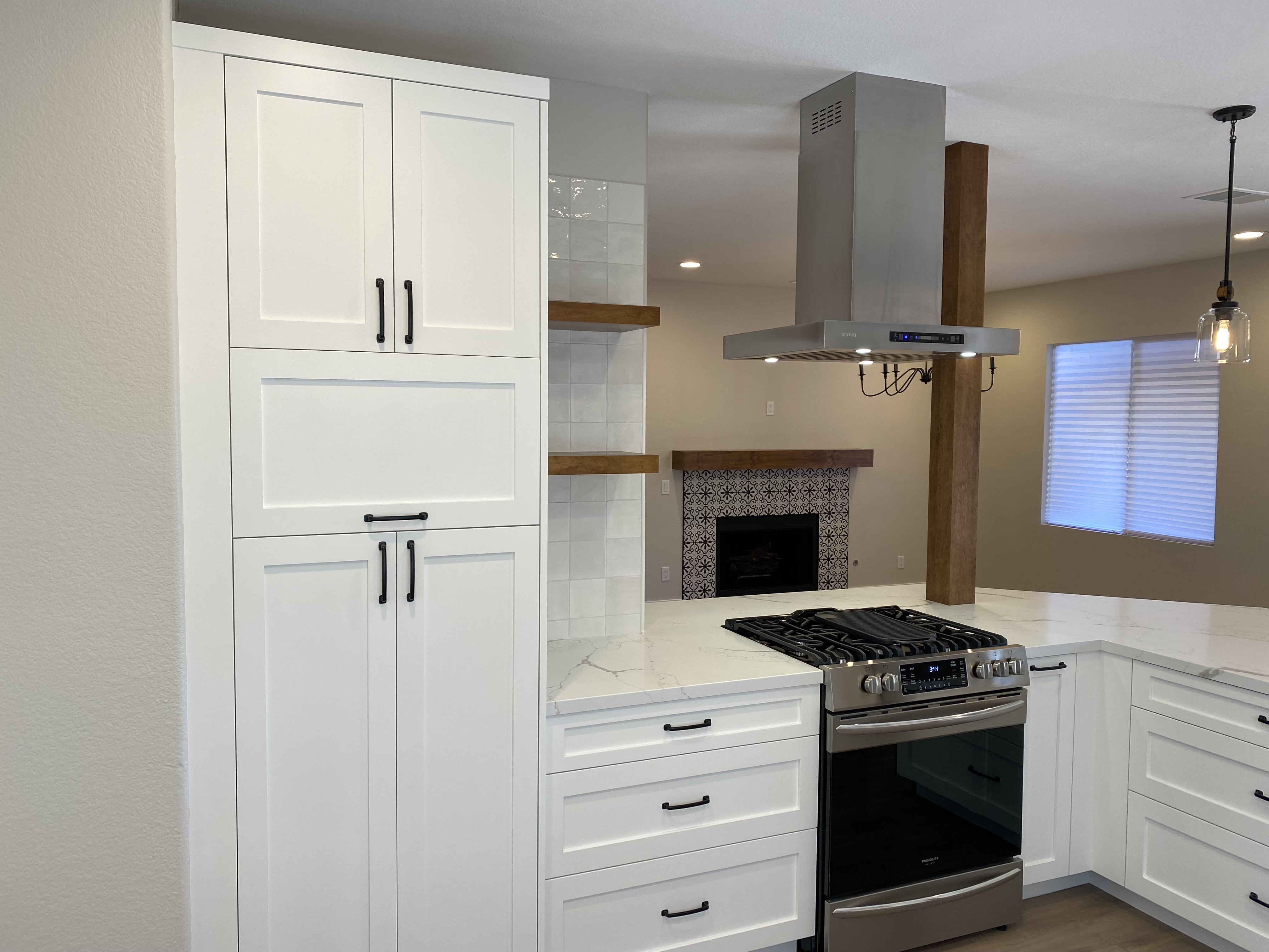 Gomez Signature Painting Inc. Image