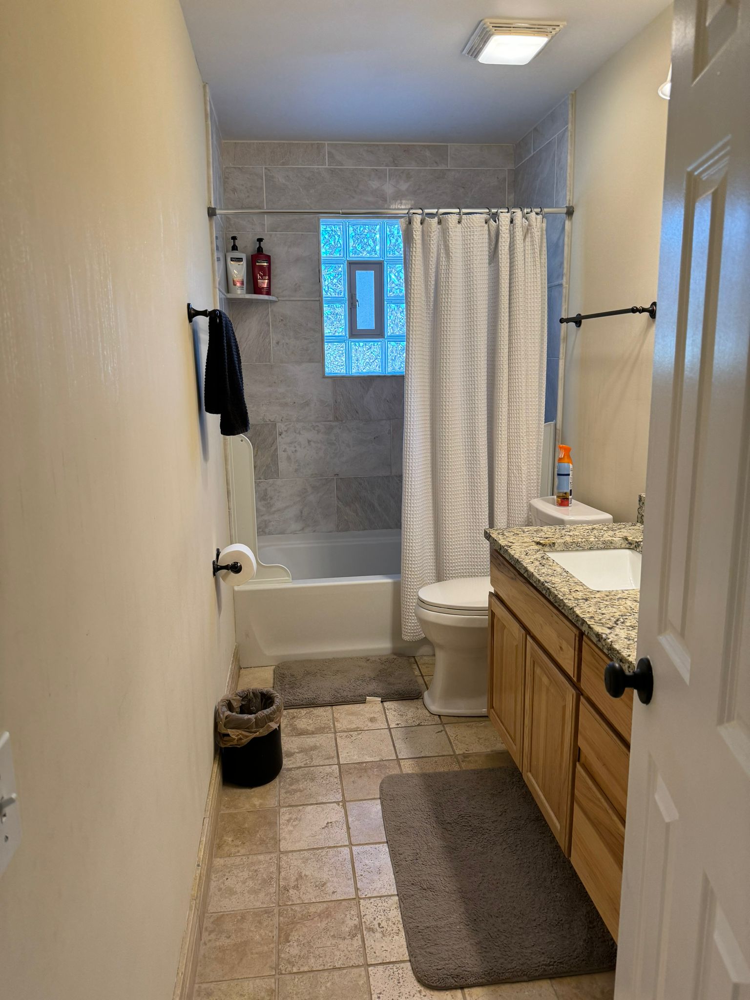 ANI Cleaning Professional LLC Image