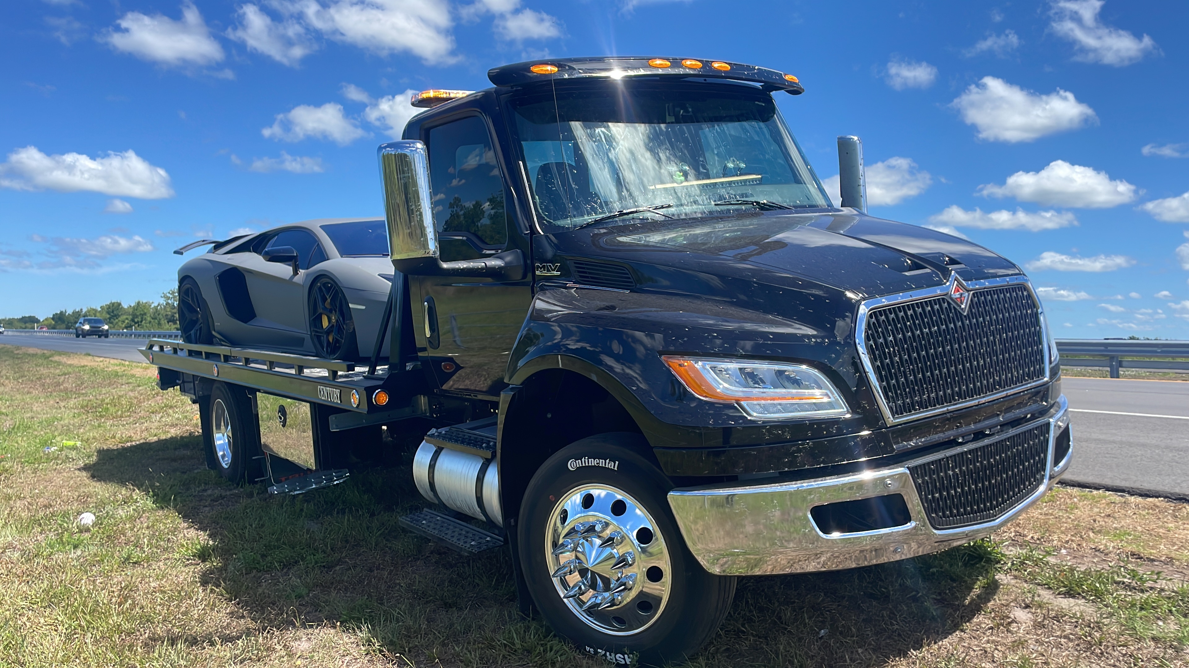 JM Transport, Towing & Recovery LLC Image