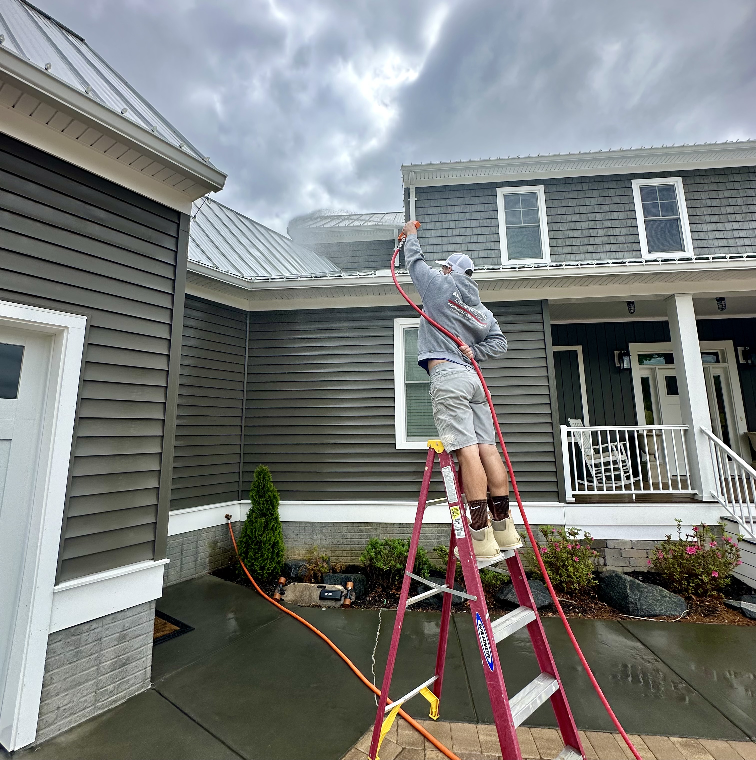 Tri City Pressure Washing & More LLC Image