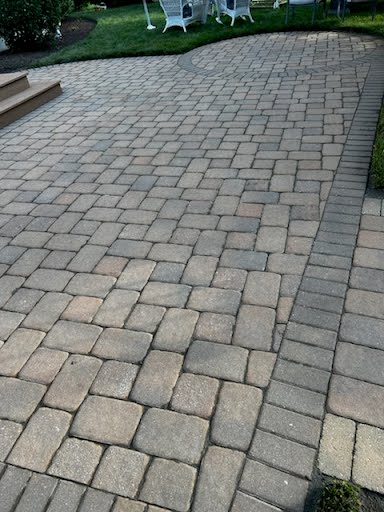 Lopez Lawn Care Landscaping LLC Image