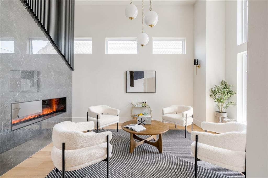 Hall Smith - Realtor Image