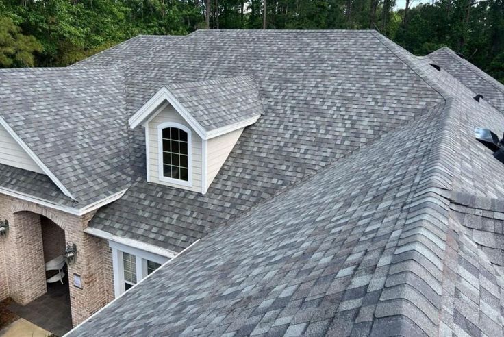 B & B Roofing LLC Image