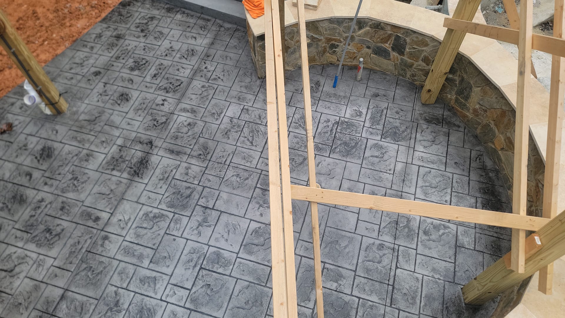 Diamond concrete Image