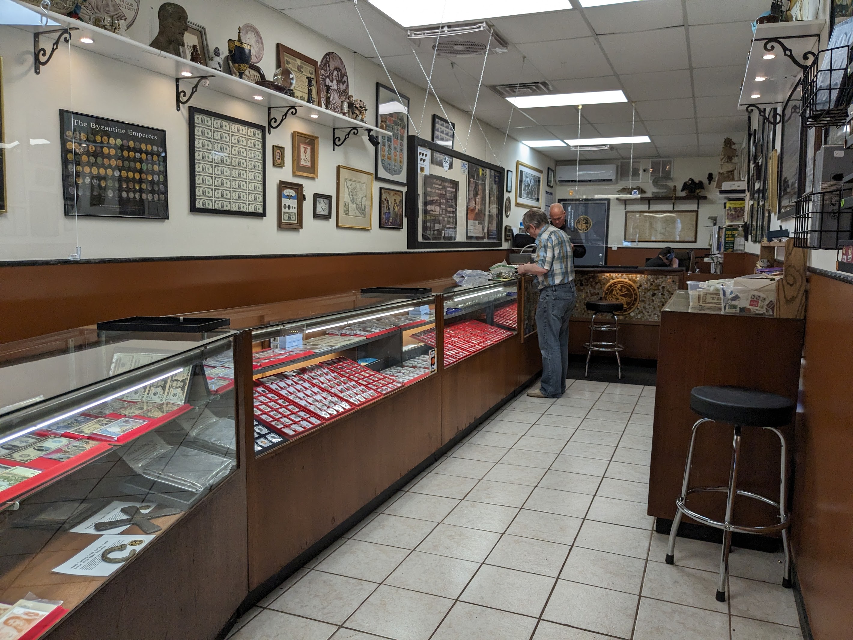 Oakton Coins & Collectibles Image