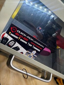 Quick-Pick Locksmith Image