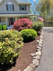 Fuentes Landscaping LLC Image