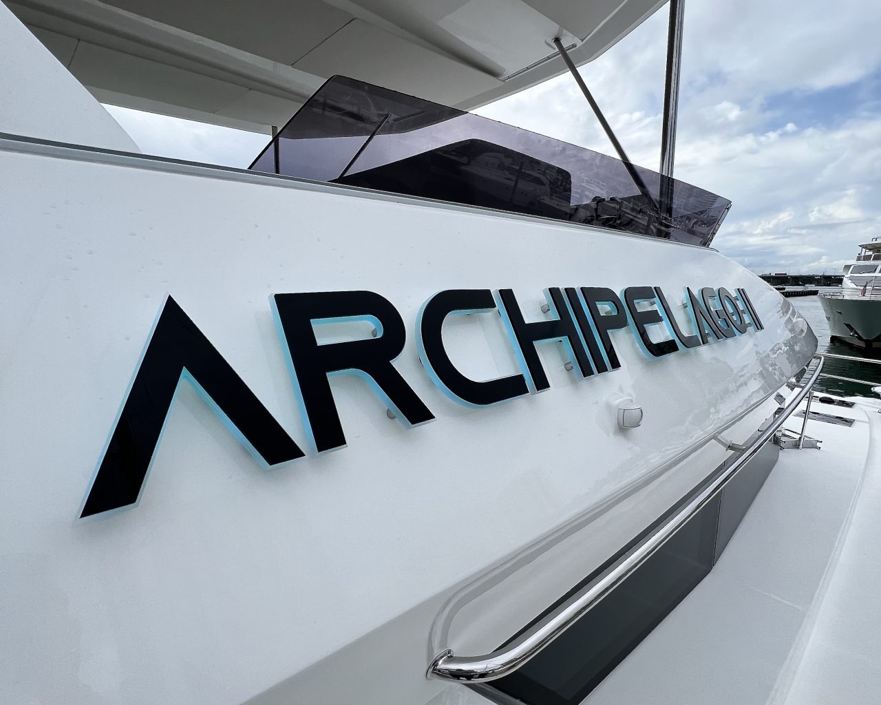 Yacht Signs Image
