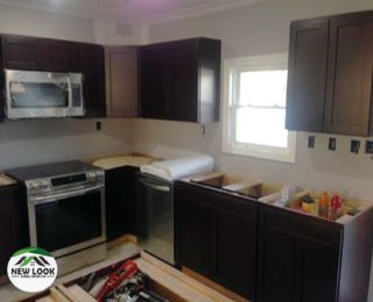 New Look Roofers-Davenport, IA Image