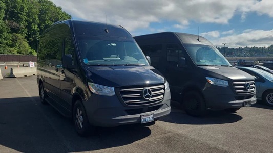 ASTRA Limousine & COACH Image