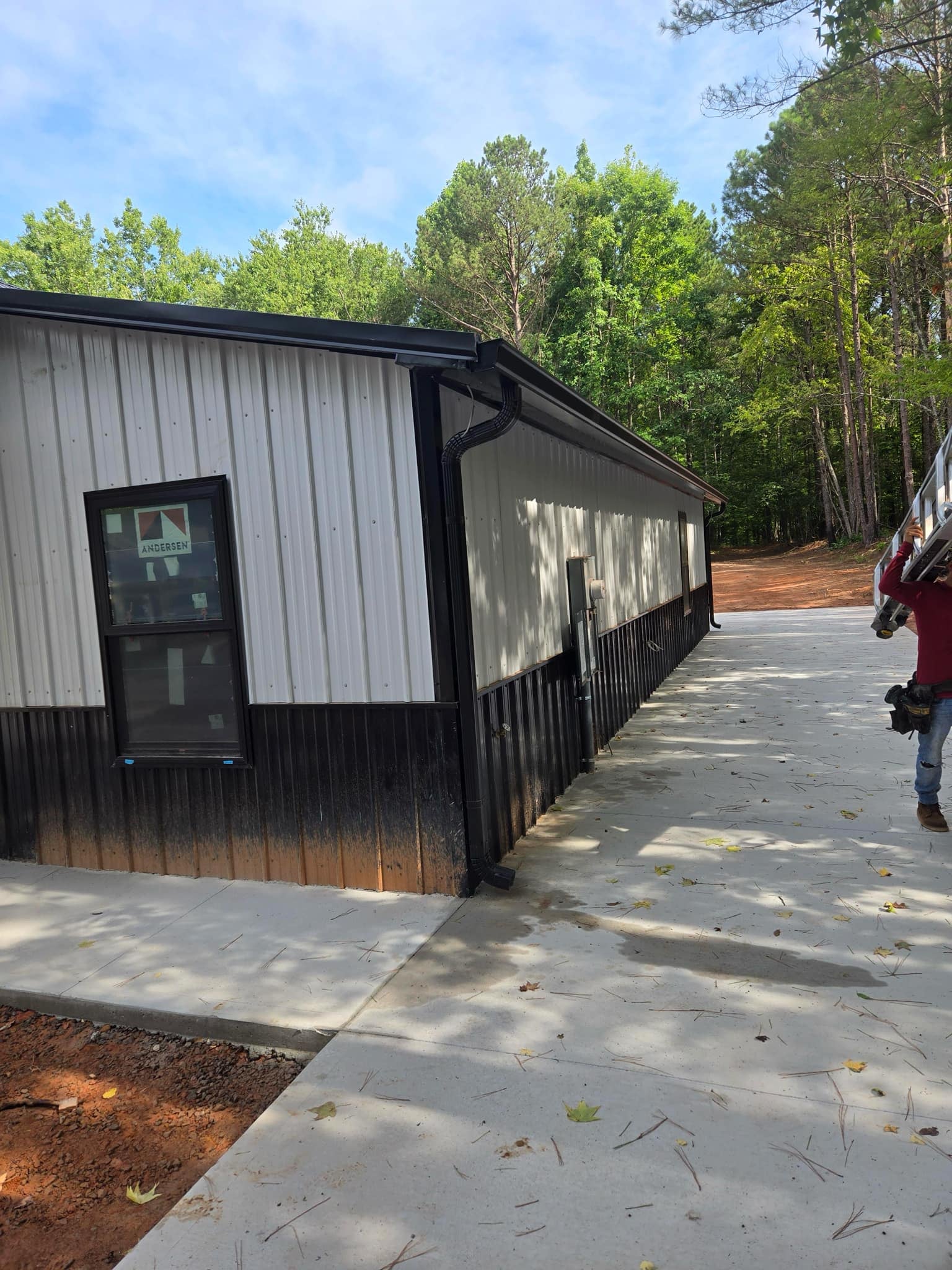 Jaguar Gutters LLC Image