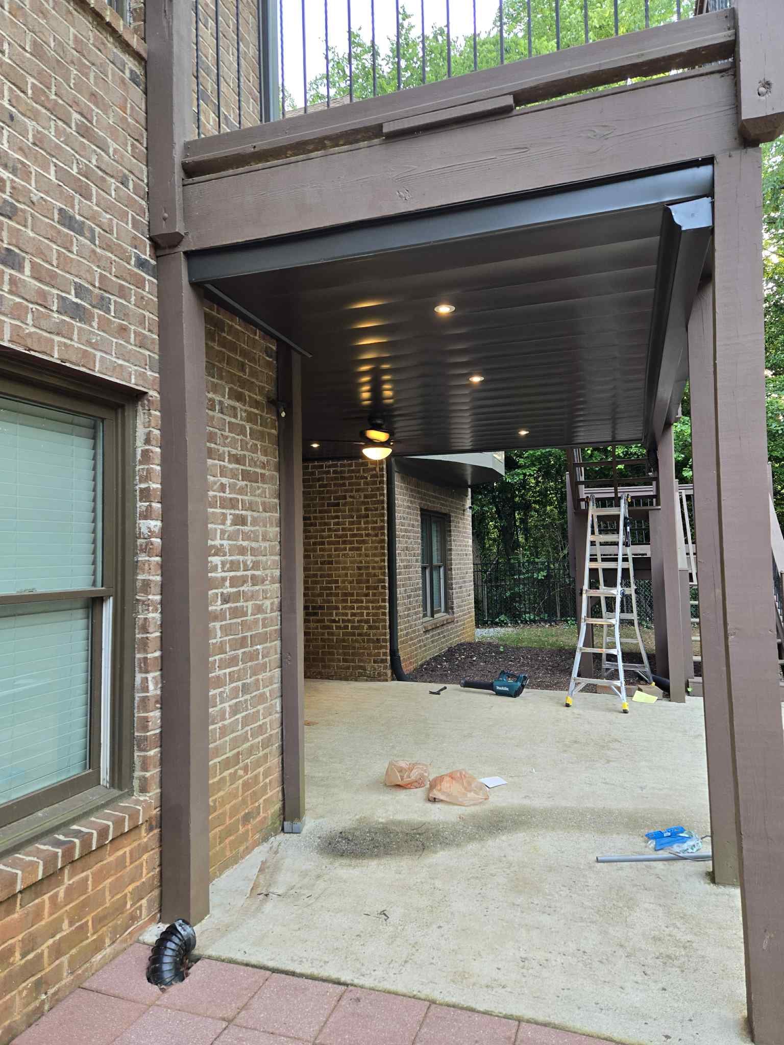 Jaguar Gutters LLC Image