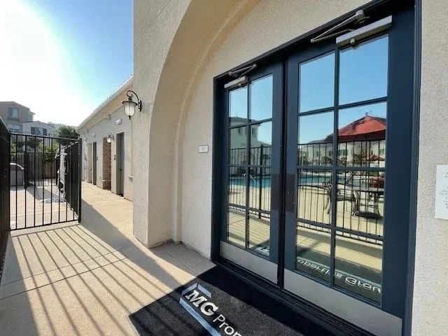 Tint Veteran Residential, Auto, Commercial Window Tinting Carlsbad, CA Image