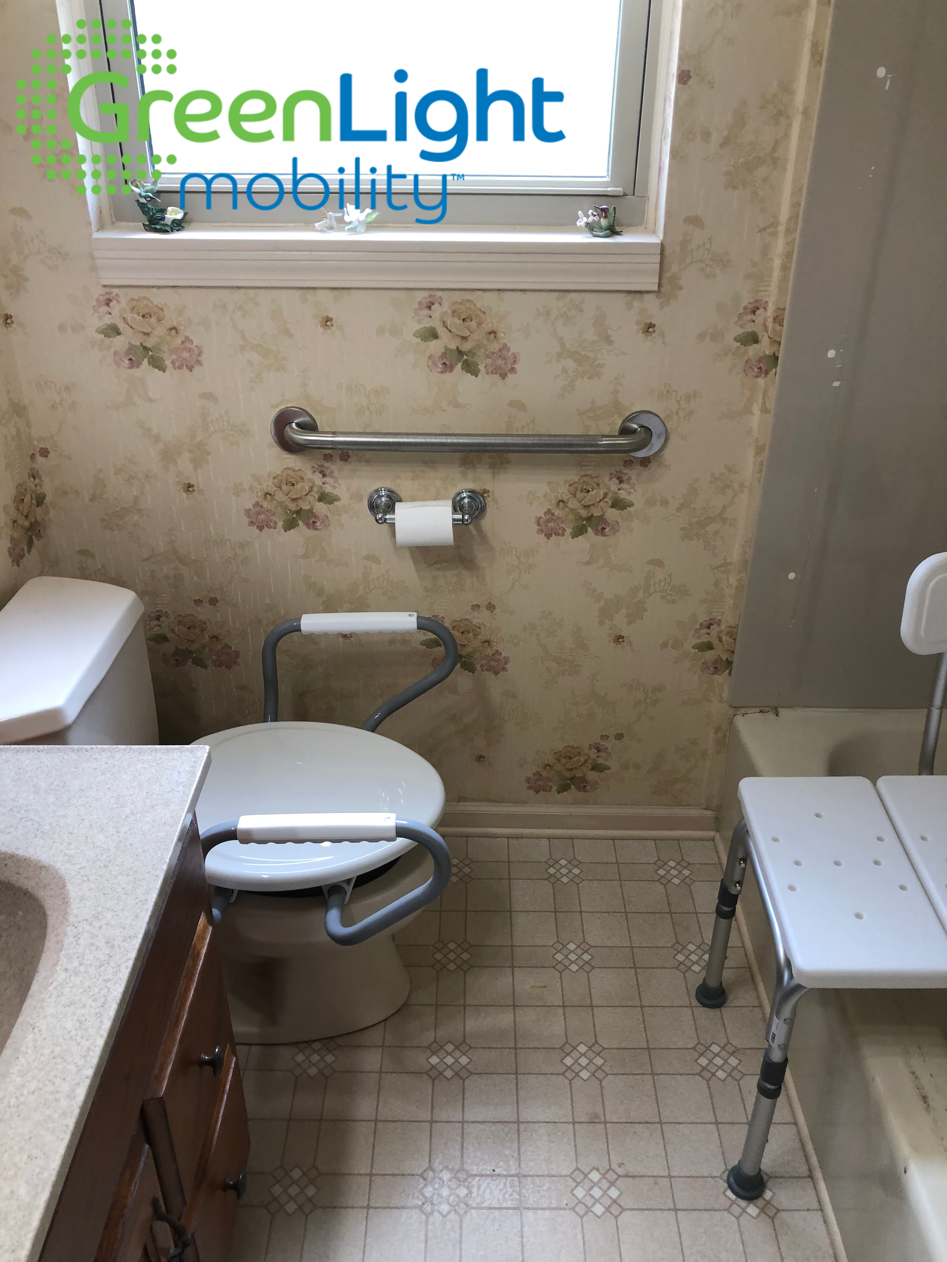 Safe and Simple Bathroom Set up for Accessibility